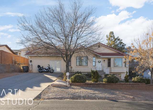 Property at 2020 S Sherman Rd, St George, UT 84790, 5 beds, 3 baths
