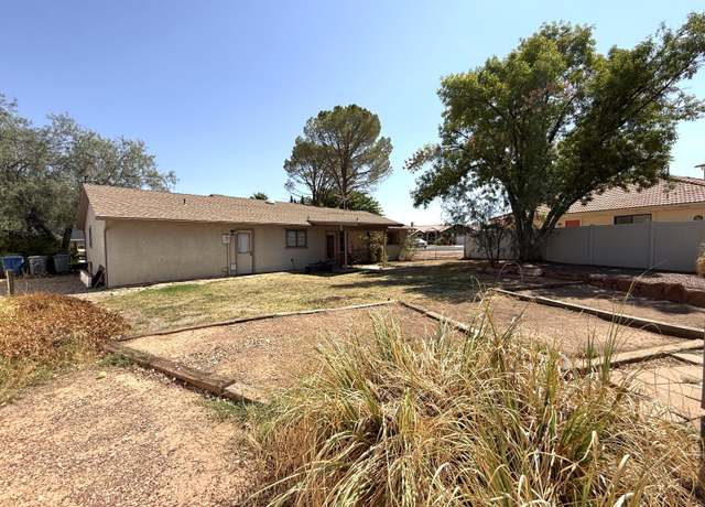 Property at 2942 S Alder Cir, St George, UT 84790, 3 beds, 2 baths