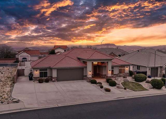 Property at 126 N East Ridge Dr, St George, UT 84790, 3 beds, 2 baths