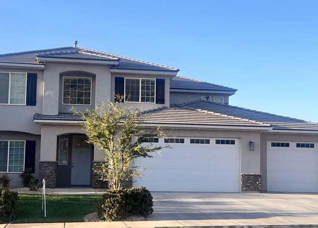 Property at 3313 E Maple Mountain Dr, St George, UT 84790, 6 beds, 4 baths