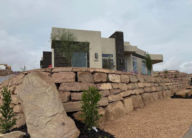 Property at 3045 W Bolsena Trl, St George, UT 84770, 3 beds, 3 baths