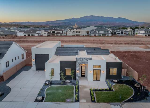 Property at 3125 E 2220 S, St George, UT 84790, 4 beds, 3 baths