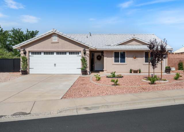 Property at 555 N Summit Ridge Dr, Ivins, UT 84738, 3 beds, 2 baths