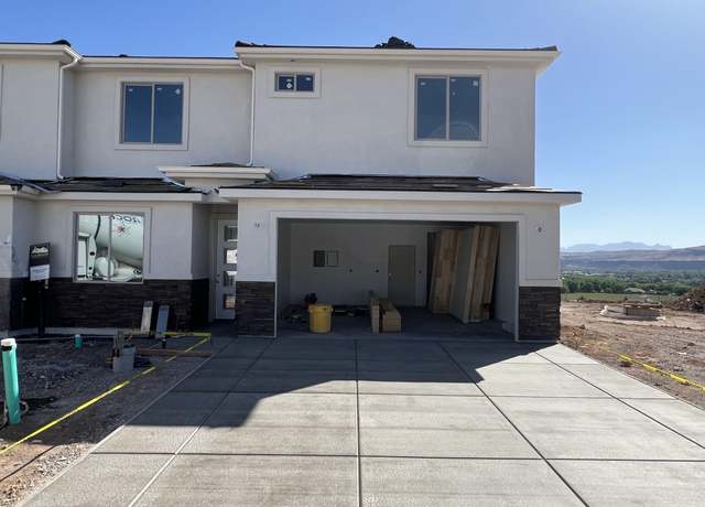 Property at 2062 W 320 S, Hurricane, UT 84737, 4 beds, 3 baths