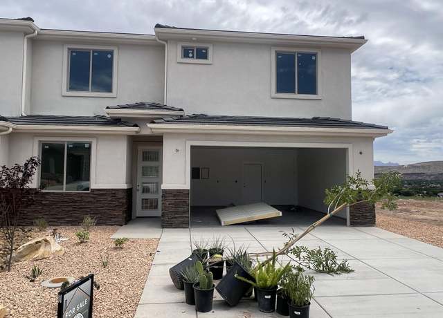 Property at 2062 W 320 S, Hurricane, UT 84737, 5 beds, 3 baths