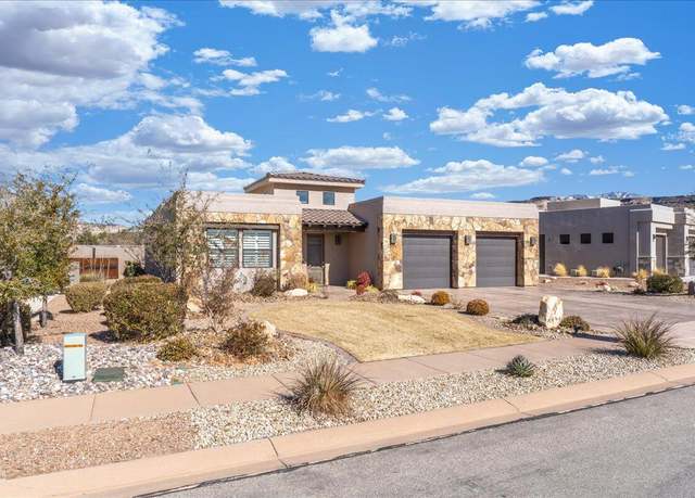 Property at 1434 W Shinnecock Cir, St George, UT 84770, 3 beds, 3 baths