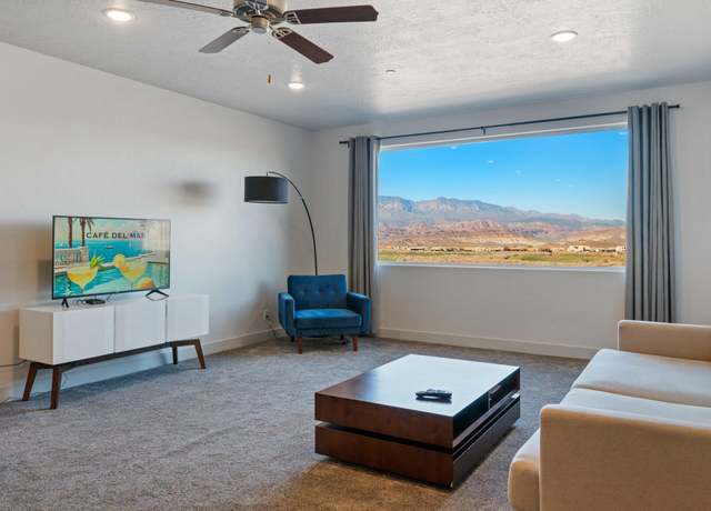 Property at 5136 W Villas Dr N Unit 7-301, Hurricane, UT 84737, 2 beds, 2 baths