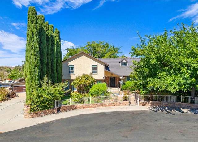 Property at 1009 N 2050 E, St George, UT 84770, 5 beds, 3 baths