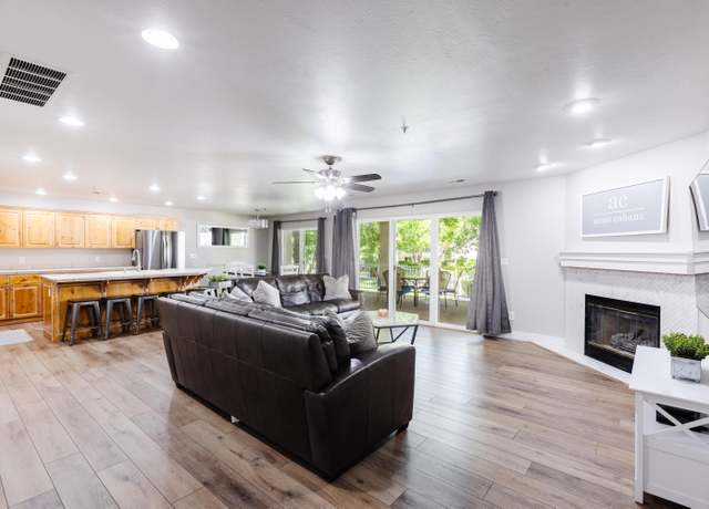 Property at 1845 W Canyon View Dr #1009, St George, UT 84770, 3 beds, 3 baths
