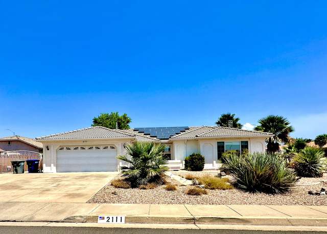 Property at 2111 E 40 N, St George, UT 84790, 3 beds, 2 baths