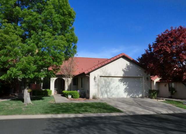 Property at 301 S 1200 E #79, St George, UT 84790, 3 beds, 2 baths