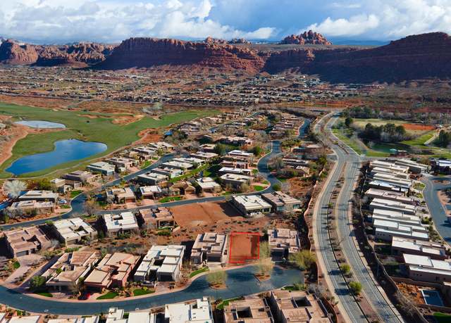 Property at 2085 N Tuweap Dr, St George, UT 84770