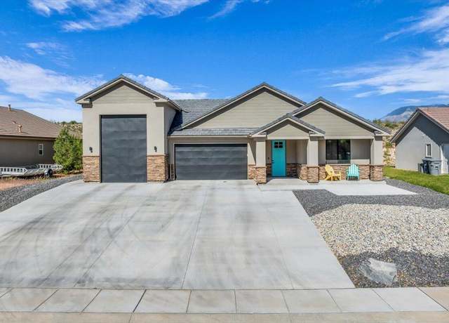 Property at 992 S Mulberry Dr, Toquerville, UT 84774, 3 beds, 3 baths