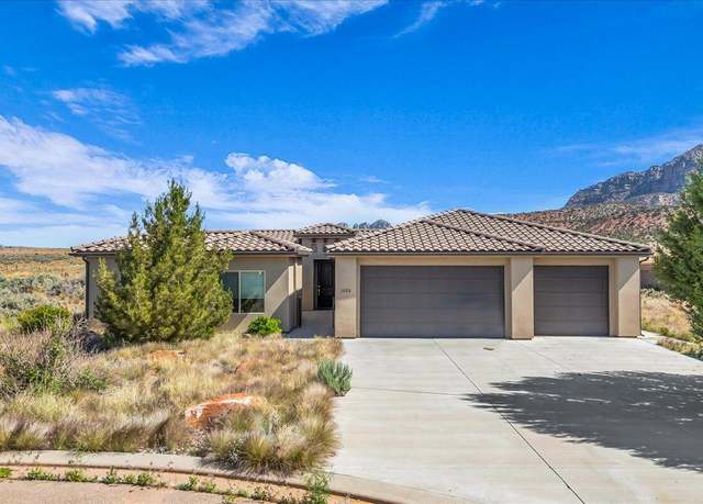 Property at 1053 E Big Pinion Ln, Apple Valley, UT 84737, 3 beds, 2 baths