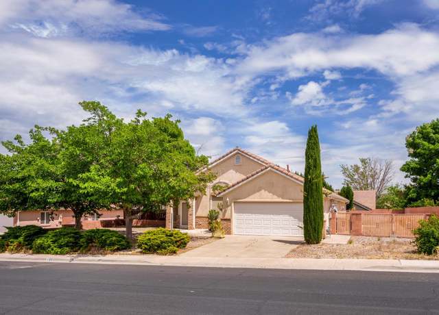 Property at 155 S Valley View Dr, Hurricane, UT 84737, 3 beds, 2 baths