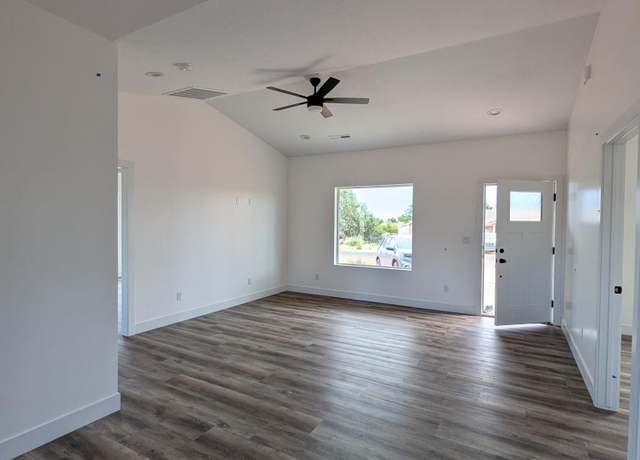 Property at 742 W Vance Dr, Kanab, UT 84741, 3 beds, 2 baths