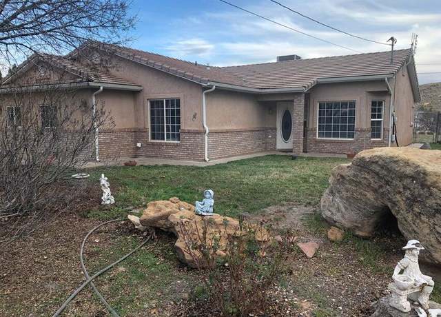 Property at 140 N Main St, Leeds, UT 84746, 4 beds, 2 baths