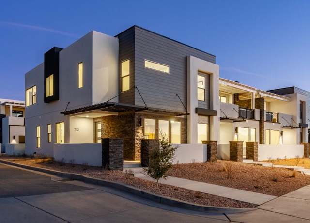 Property at 712 W Coastline Pl #123, St George, UT 84790, 5 beds, 5 baths