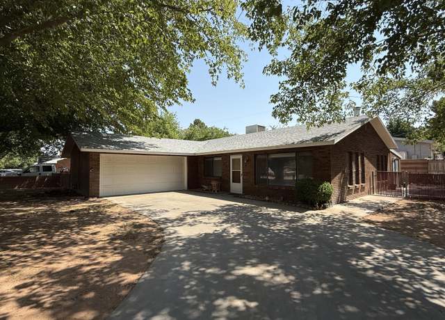 Property at 391 S 460 W, Hurricane, UT 84737, 3 beds, 2 baths