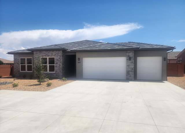 Property at 635 S 230 W, Ivins, UT 84738, 4 beds, 3 baths