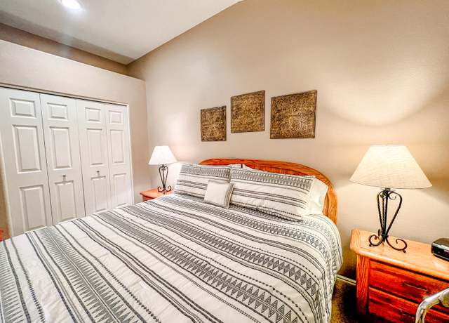 Property at 2051 W Canyon View Dr Unit 5A, St George, UT 84770, 3 beds, 2 baths