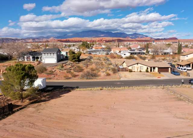 Property at 836 E Scenic Dr, Washington, UT 84780
