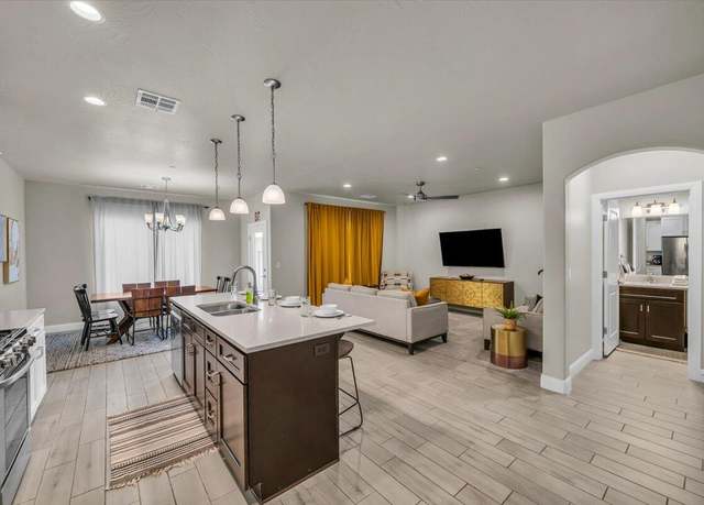 Property at 323 N 2020 W, Hurricane, UT 84737, 3 beds, 3 baths