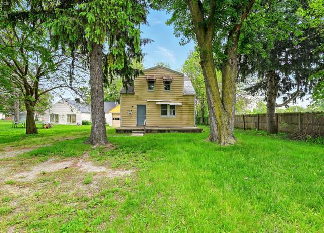 Property at 707 Brysen Ave, Toledo, OH 43609, 3 beds, 1 bath