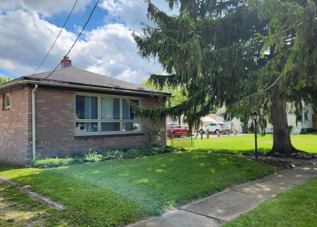 Property at 1608 Pierce St, Sandusky, OH 44870, 3 beds, 1.5 baths