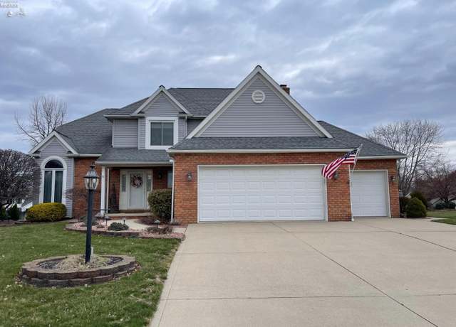 Property at 10 Par Ct, Norwalk, OH 44857, 4 beds, 2.5 baths