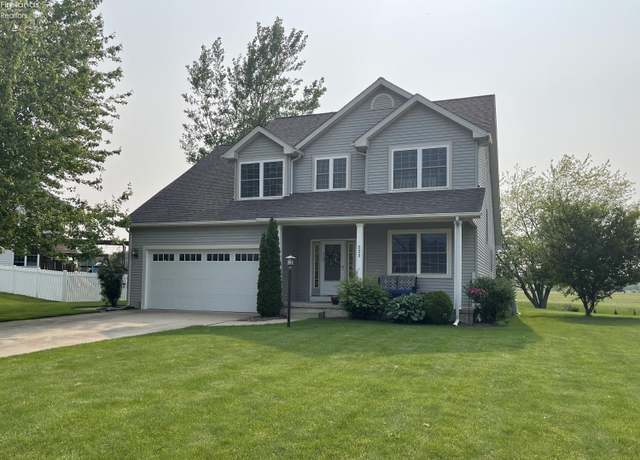 Property at 533 Snowy Egret Dr, Huron, OH 44839, 4 beds, 2.5 baths