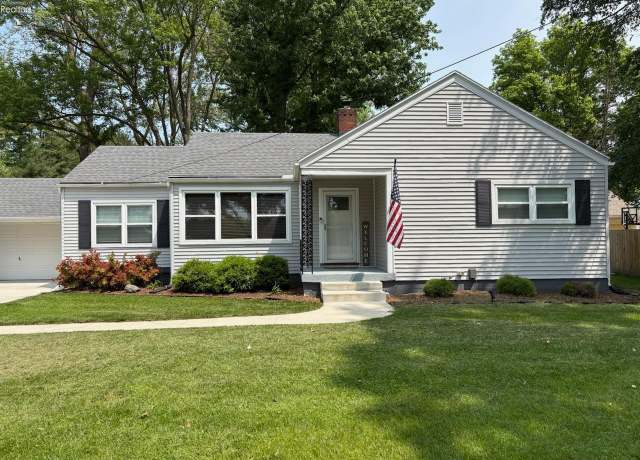 Property at 1092 Farnsworth Rd, Waterville, OH 43566, 3 beds, 2 baths