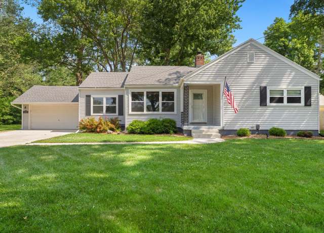 Property at 1092 Farnsworth Rd, Waterville, OH 43566, 3 beds, 2 baths