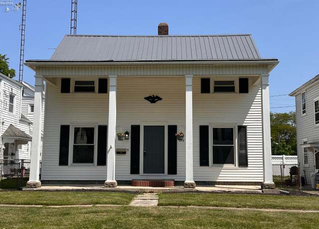 Property at 414 Hayes Ave, Fremont, OH 43420, 3 beds, 1 bath