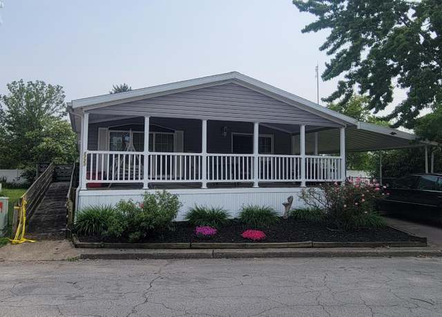 Property at 1729 Briarcrest Dr, Port Clinton, OH 43452, 3 beds, 2 baths
