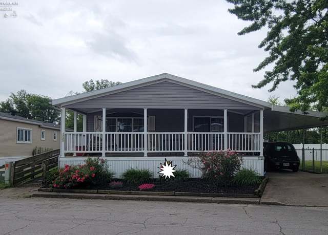 Property at 1729 Briarcrest Dr, Port Clinton, OH 43452, 3 beds, 2 baths