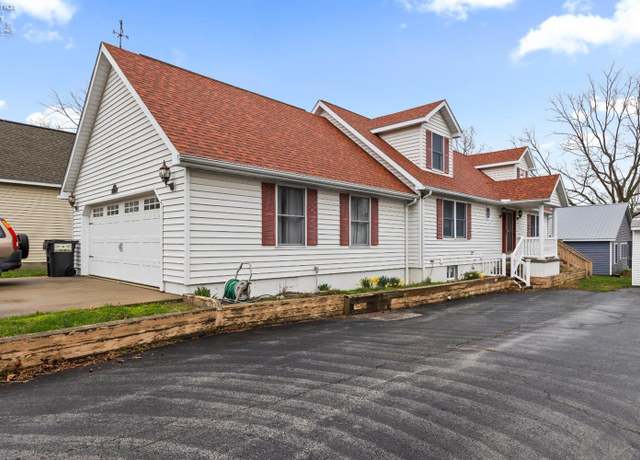 Property at 8067 E Mary Ln, Marblehead, OH 43440, 3 beds, 3 baths