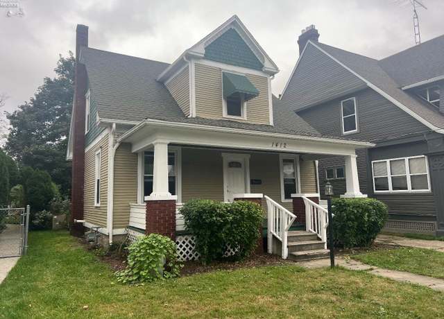 Property at 1412 Prospect St, Sandusky, OH 44870, 3 beds, 1 bath