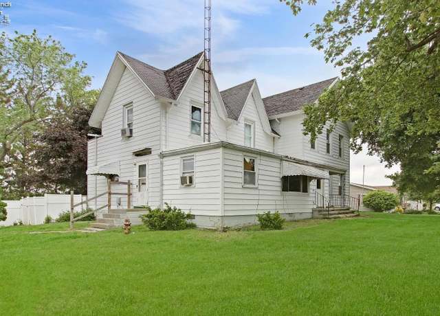Property at 1420 County Road 302, Bellevue, OH 44811, 5 beds, 2 baths