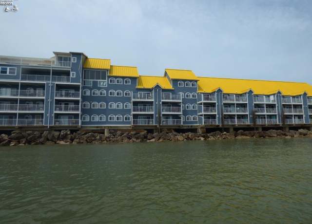 Property at 400 Swartz Ln Unit Y306, Middle Bass Island, OH 43446, 2 beds, 2 baths