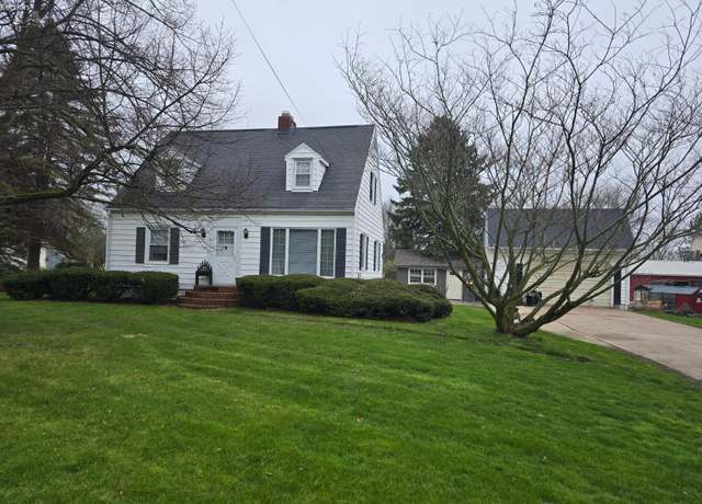 Property at 315 W Bogart Rd, Sandusky, OH 44870, 3 beds, 1.5 baths