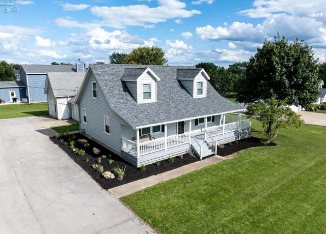 Property at 2021 S Lattimore Dr, Marblehead, OH 43440, 3 beds, 2 baths