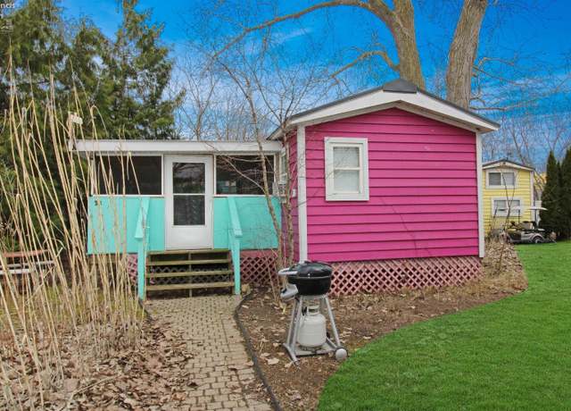 Property at 1233 Fox Rd #38, Middle Bass Island, OH 43446, 2 beds, 1 bath