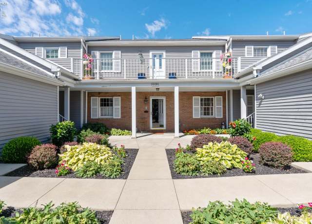 Property at 2212 Carriage Ln #3, Port Clinton, OH 43452, 3 beds, 2 baths