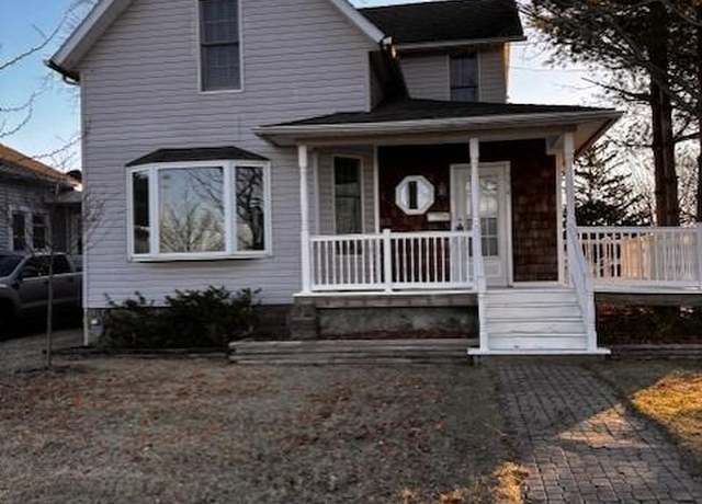 Property at 336 N Church St, Oak Harbor, OH 43449, 3 beds, 2 baths