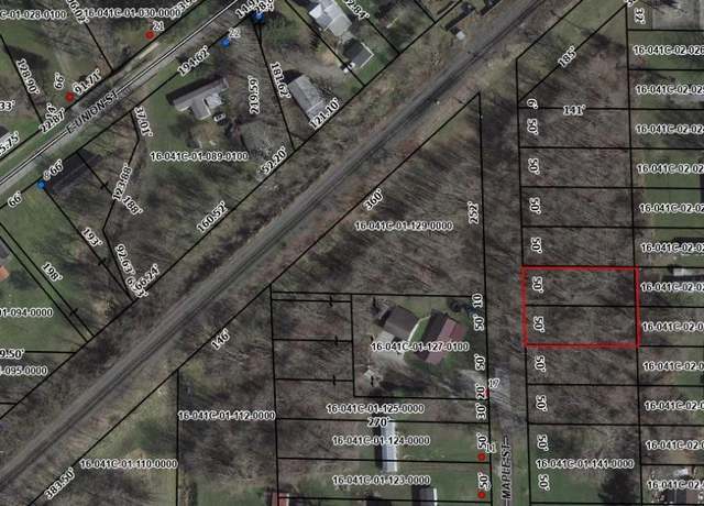 Property at 14 Maple St, Greenwich, OH 44837