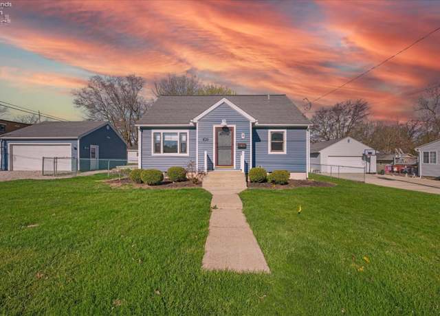 Property at 105 Cherry St, Marblehead, OH 43440, 3 beds, 2 baths