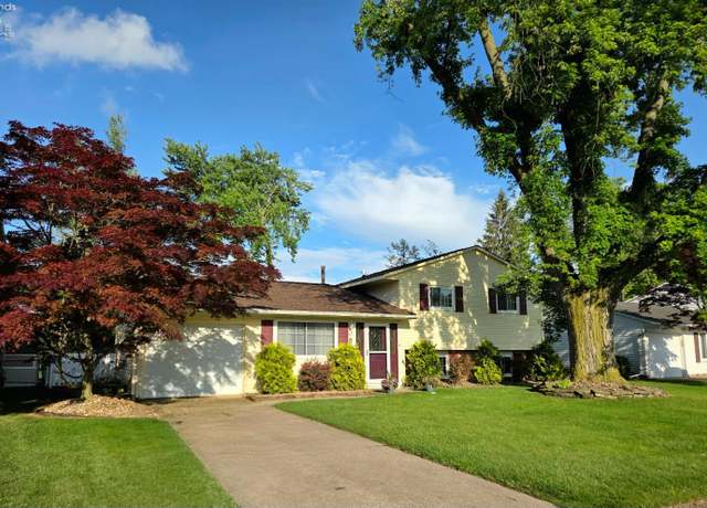 Property at 3010 E Bayview Ln, Sandusky, OH 44870, 3 beds, 1 bath