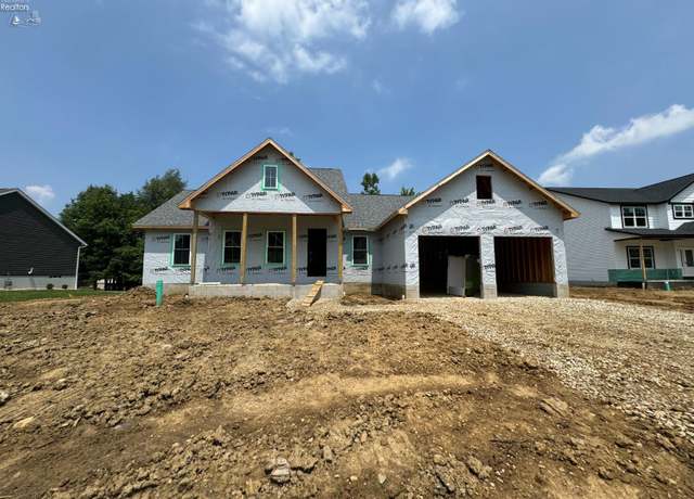 Property at 27 Whitefield Blvd, Norwalk, OH 44857, 3 beds, 2 baths