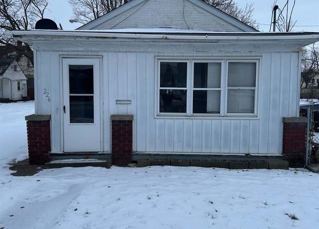 Property at 226 E Monroe St, Sandusky, OH 44870, 3 beds, 1 bath